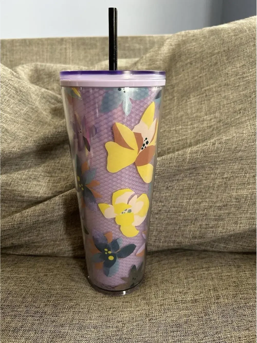Starbucks 2023 Winter Magnolia Flower Mesh Purple Lavender Floral Cup Tumbler